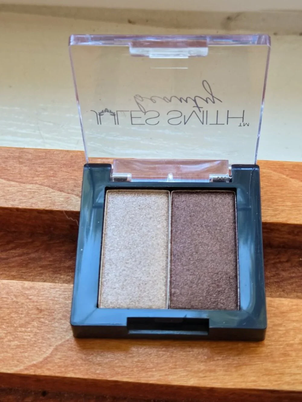 Jules Smith Beauty Duo Eyeshadow Palette in Wise Guy & Gold Mine Shimmer Brown